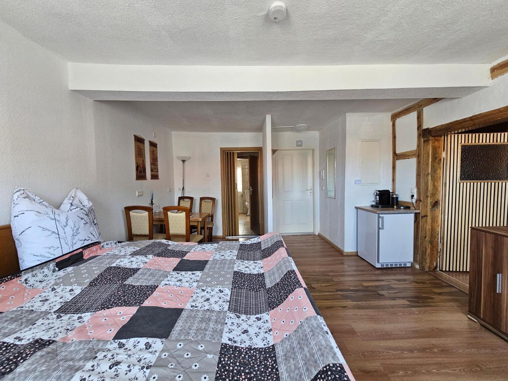 Ferienwohnung In Stadtroda Экстерьер фото
