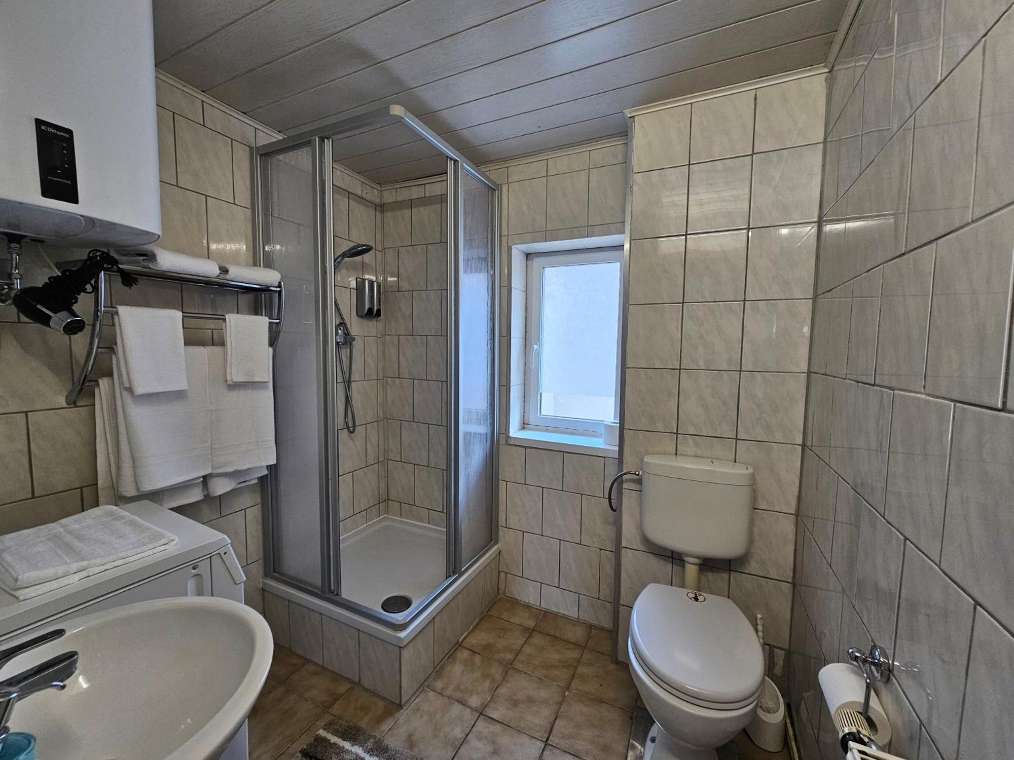 Ferienwohnung In Stadtroda Экстерьер фото