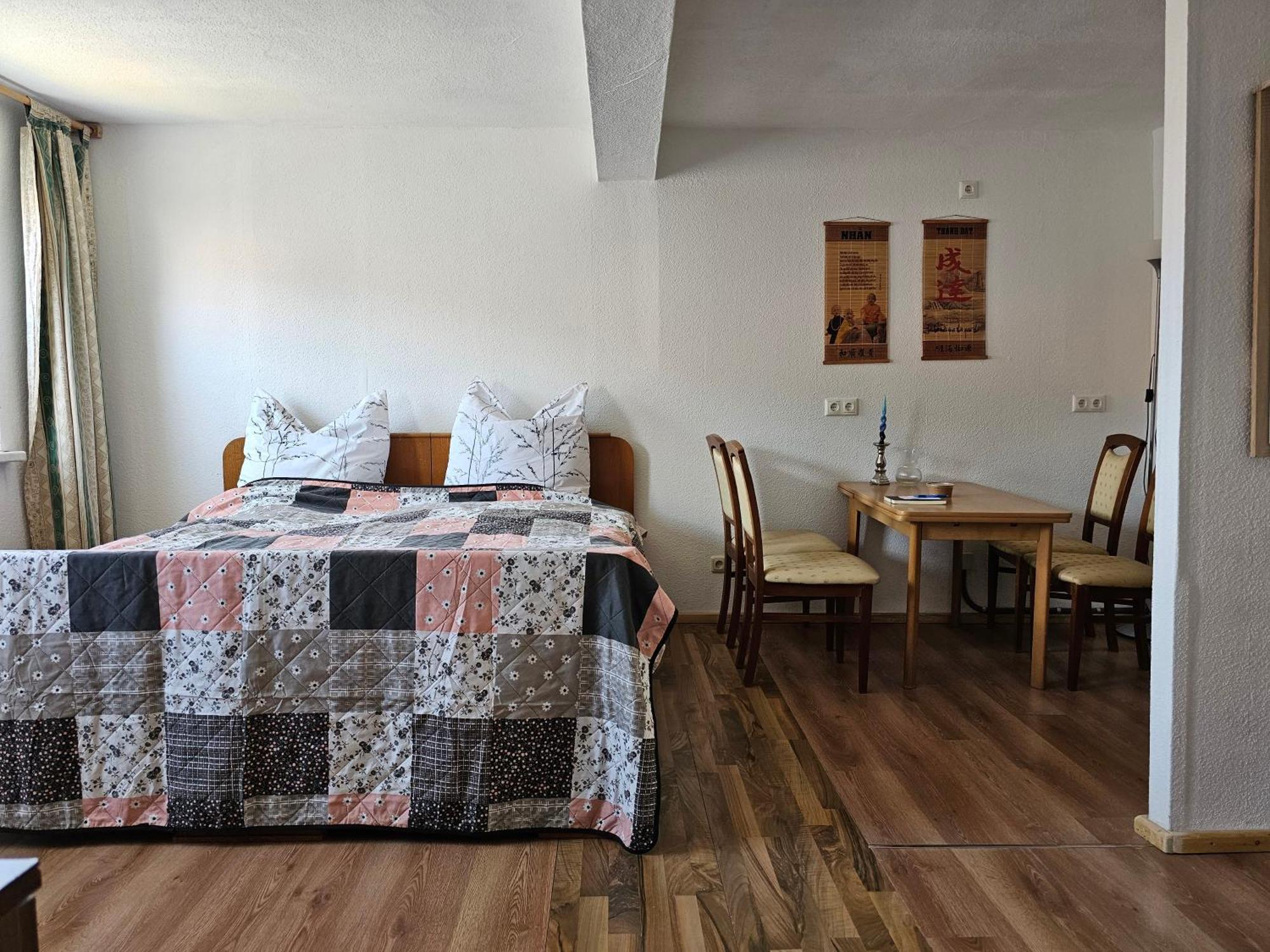 Ferienwohnung In Stadtroda Экстерьер фото
